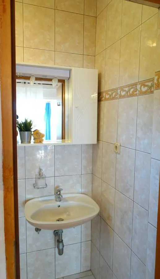Apartmani Crikvenica 30057 - Gasparac Apartment